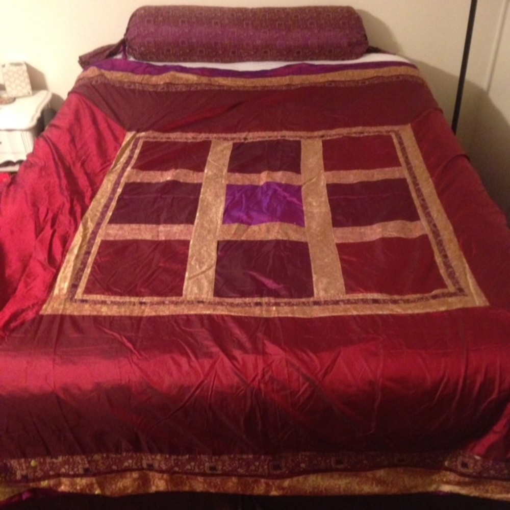 Indian Silk Bedspread & Bolster Pillow